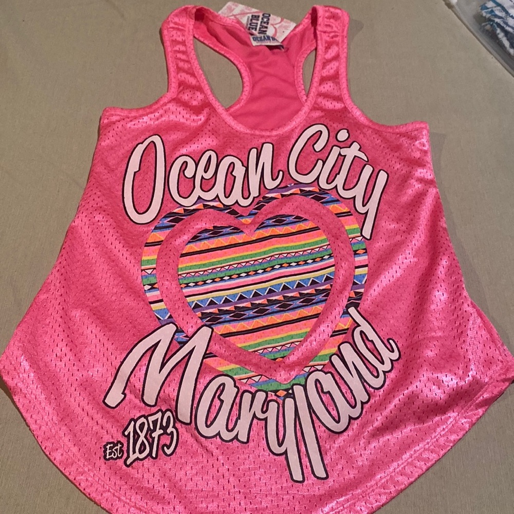 Ocean city large neon fuchsia tank top.